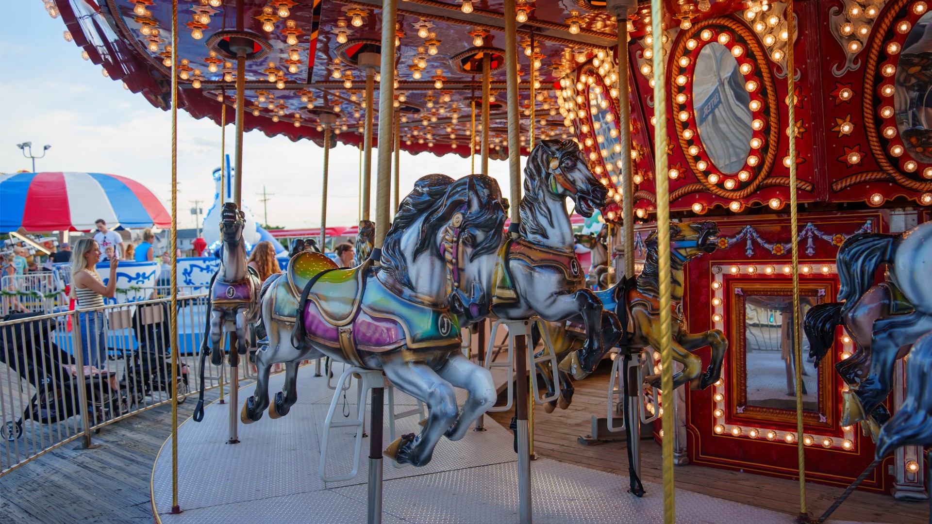 An image of the Carousel at Jenkinson's Boardwalk.